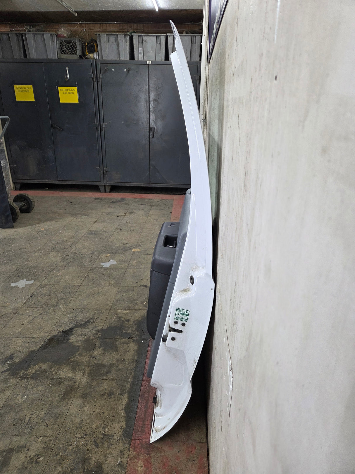 2012-2016 Ford Super Duty Passenger Side Rear Door RH Crew Cab F250 F350 F450 F550