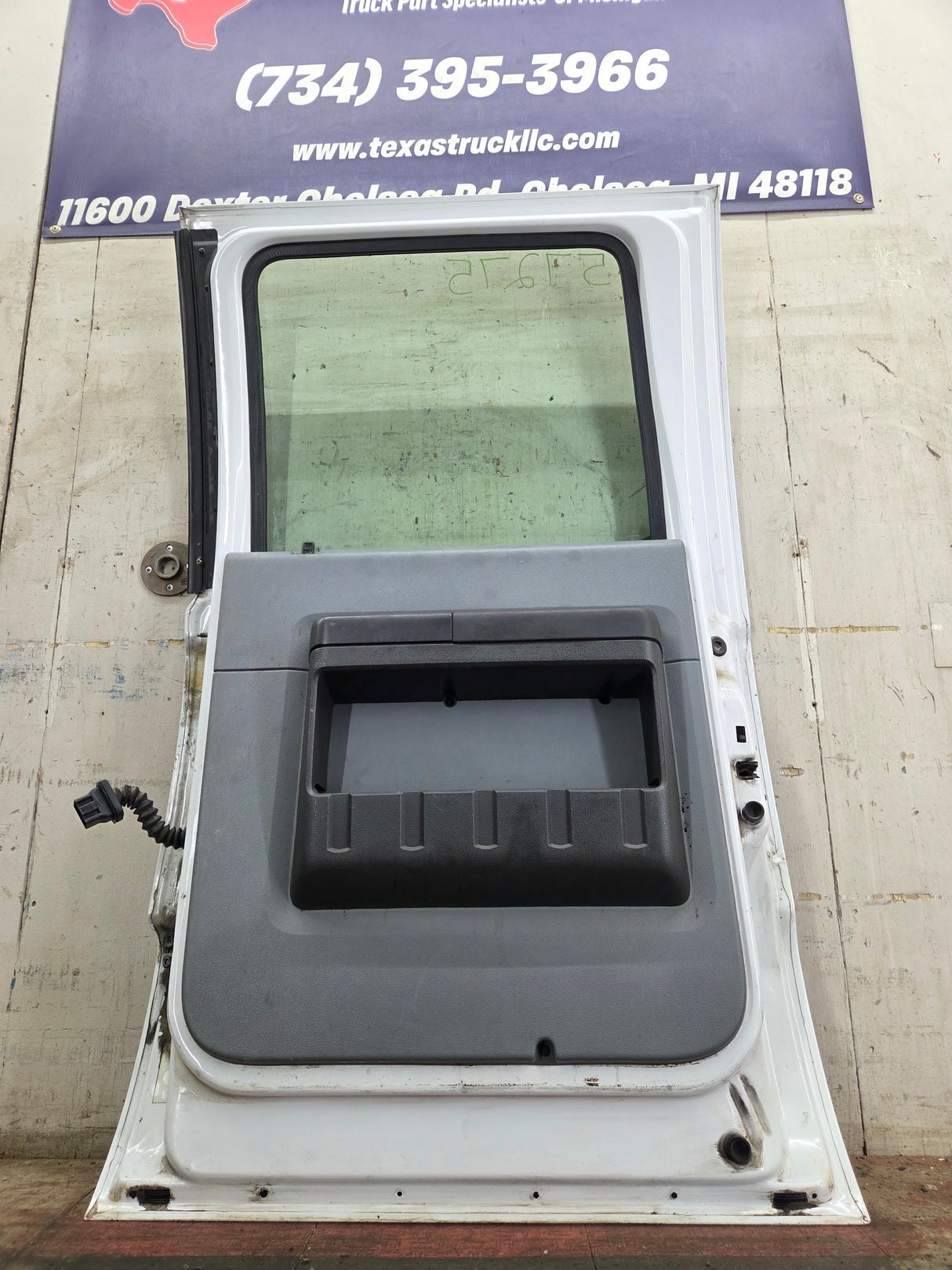 2012-2016 Ford Super Duty Passenger Side Rear Door RH Crew Cab F250 F350 F450 F550