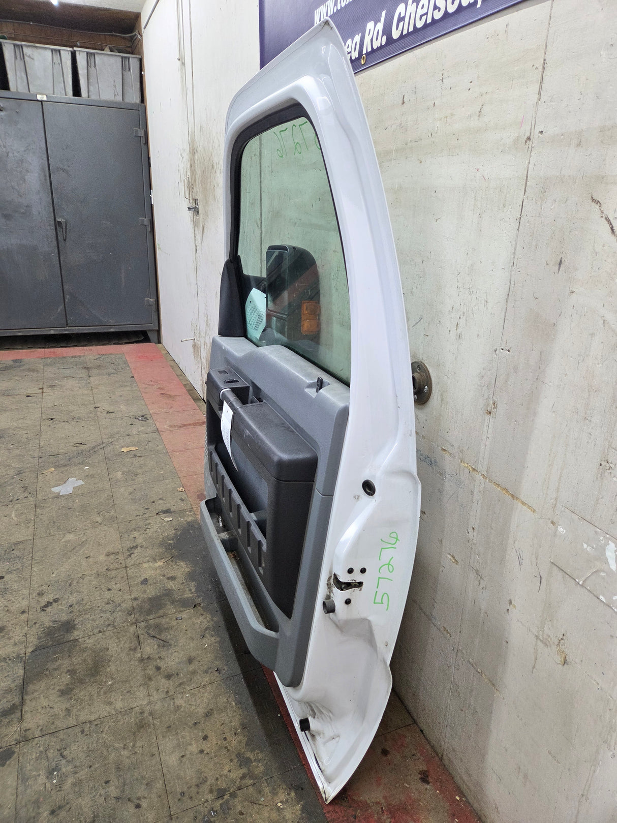 2012-2016 Ford Super Duty Passenger Side Front Door RH F250 F350 F450 F550 - Oxford White