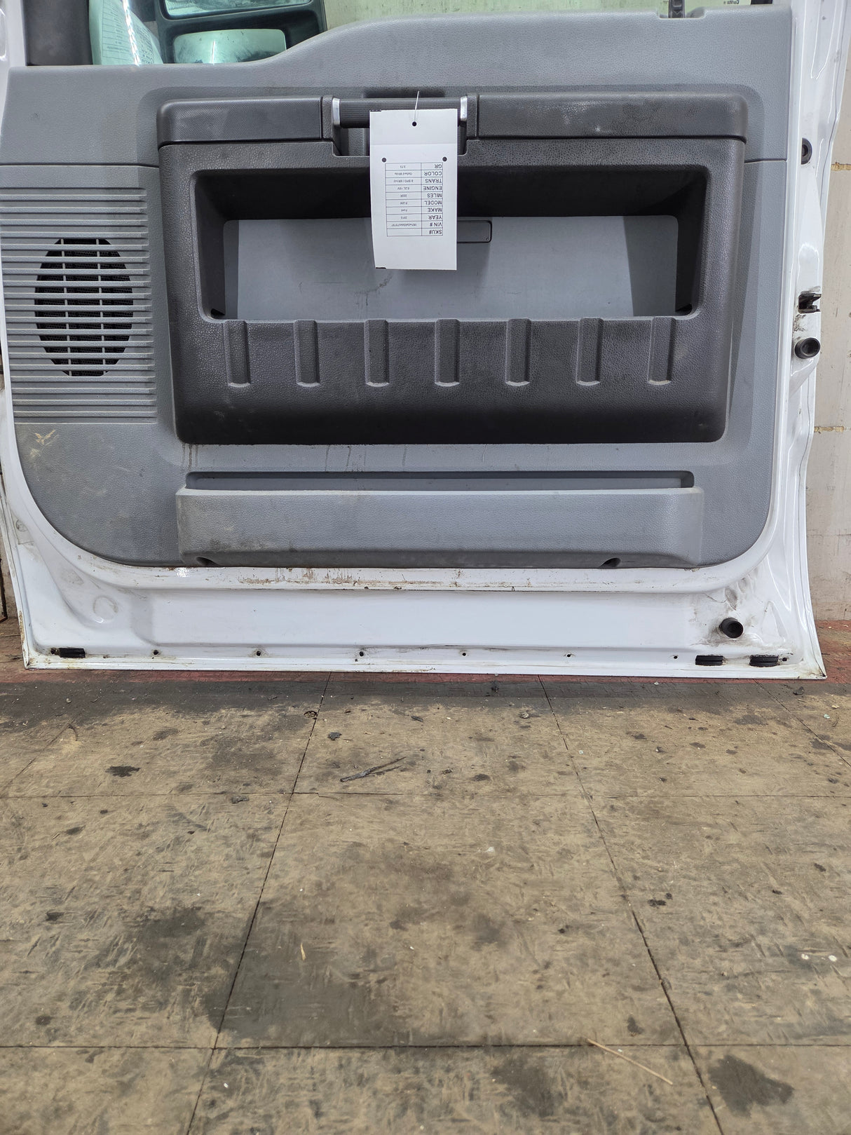 2012-2016 Ford Super Duty Passenger Side Front Door RH F250 F350 F450 F550 - Oxford White
