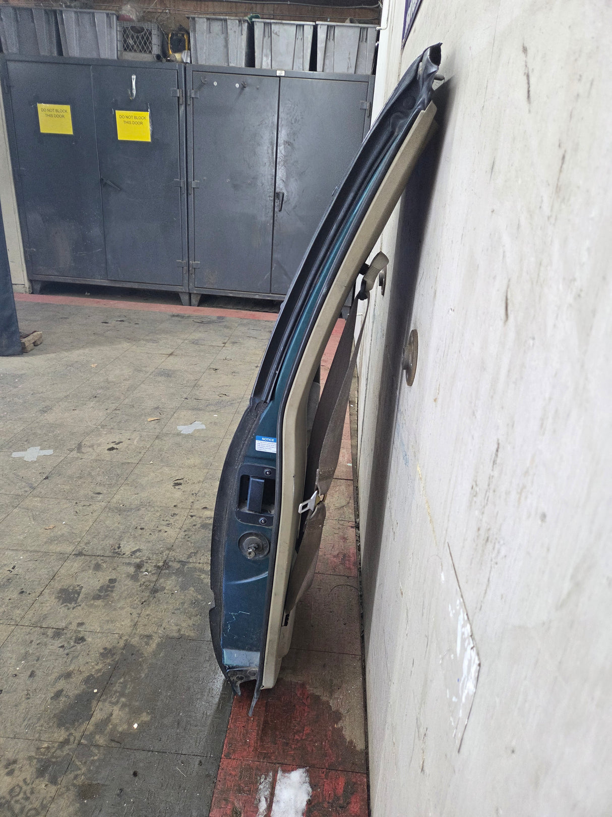 1988-2000 Chevrolet Silverado GMC Sierra RH Rear Extended Cab Passenger 3rd Door