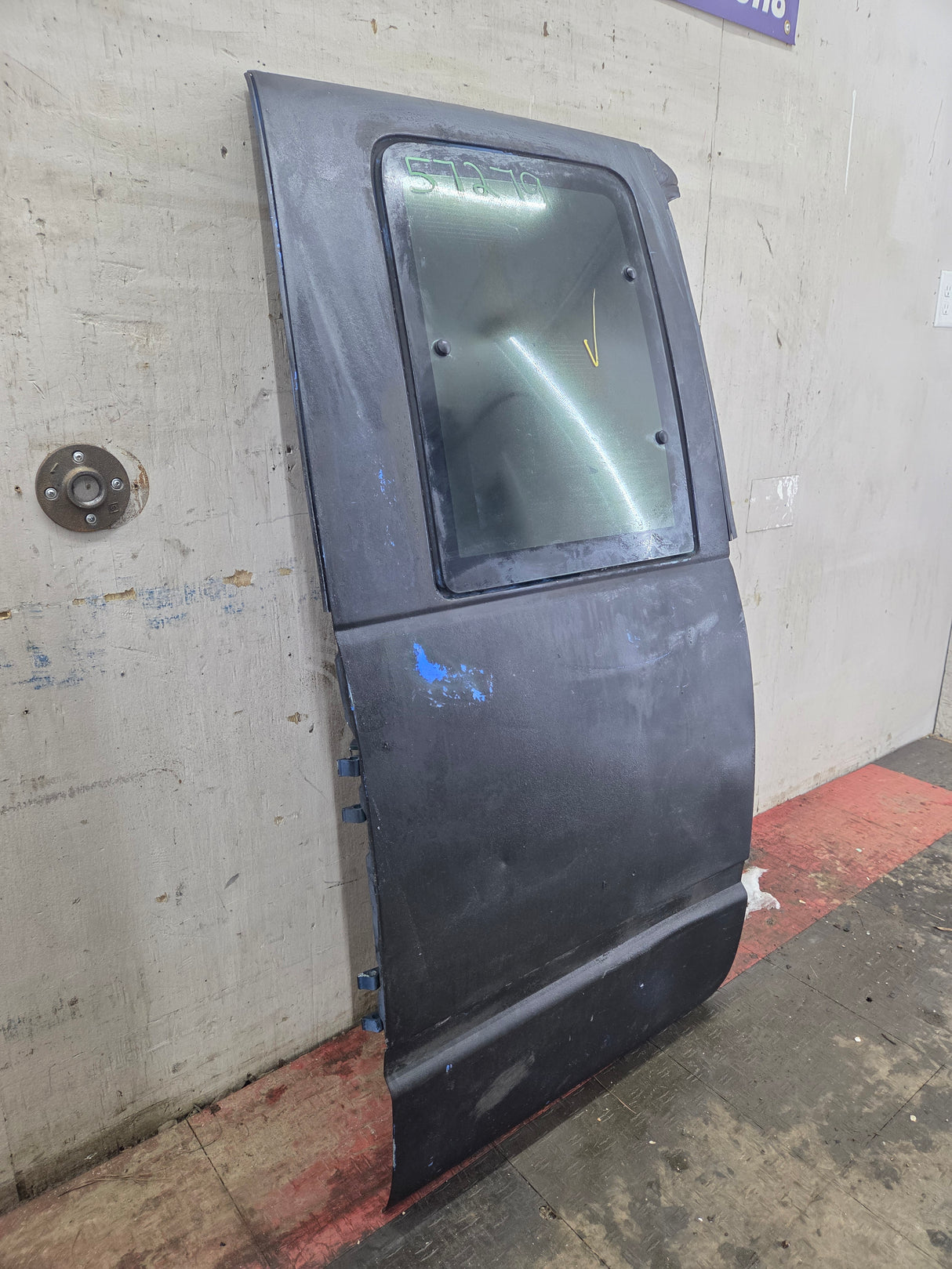 1988-2000 Chevrolet Silverado GMC Sierra RH Rear Extended Cab Passenger 3rd Door