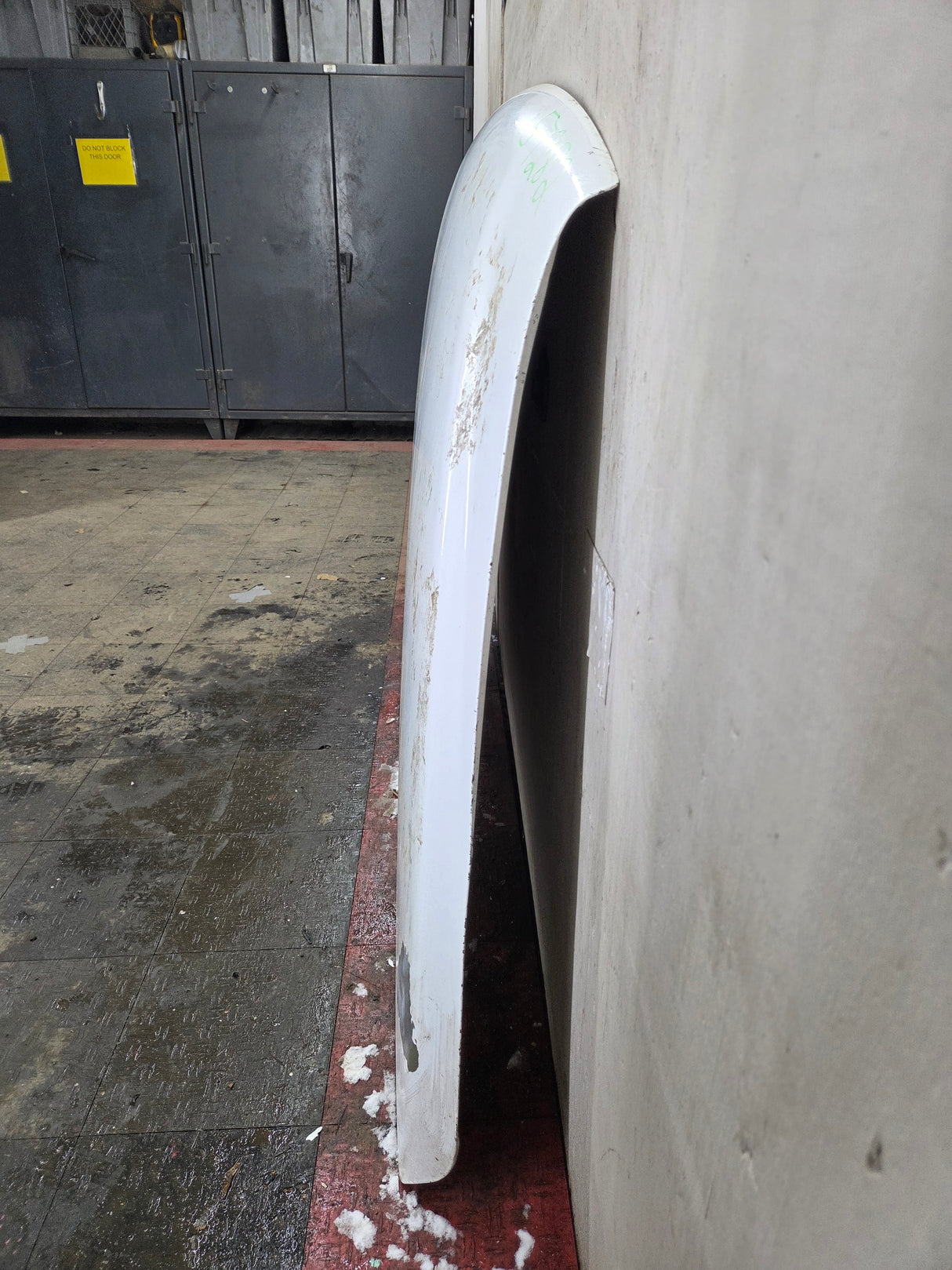 1999-2002 Chevrolet Silverado / Suburban 1500 2500 Hood