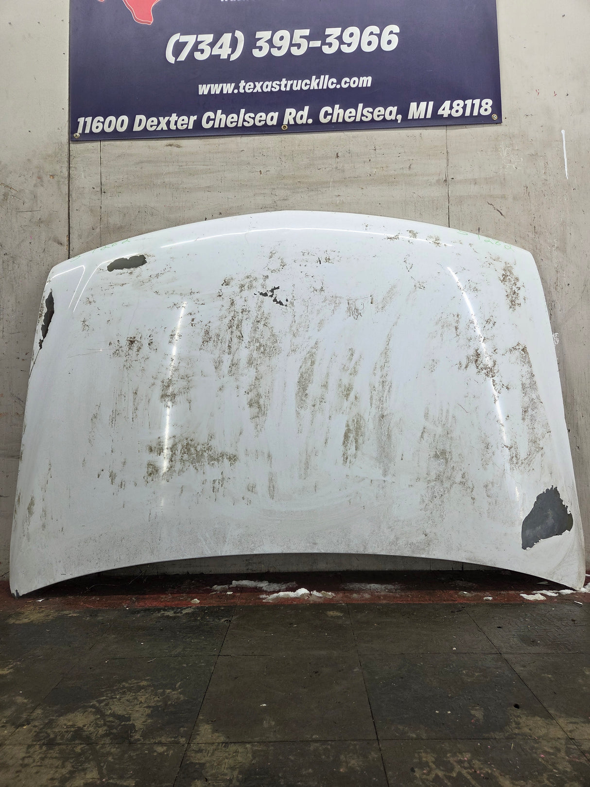 1999-2002 Chevrolet Silverado / Suburban 1500 2500 Hood