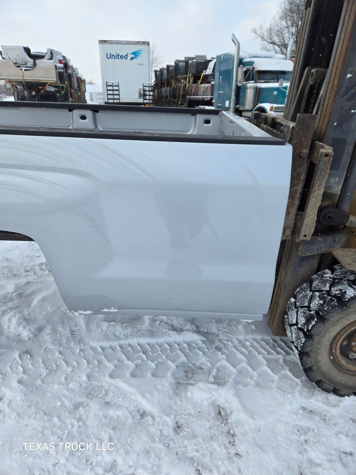 2014-2019 Chevrolet Silverado 1500 2500 3500 HD 8' Long Truck Bed - Silver
