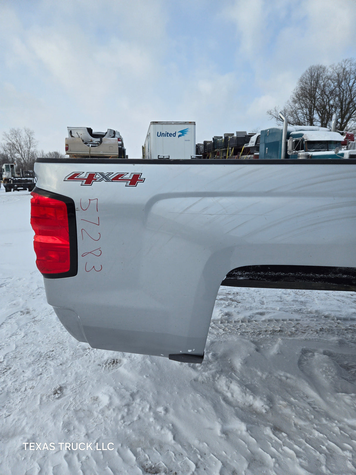 2014-2019 Chevrolet Silverado 1500 2500 3500 HD 8' Long Truck Bed - Silver