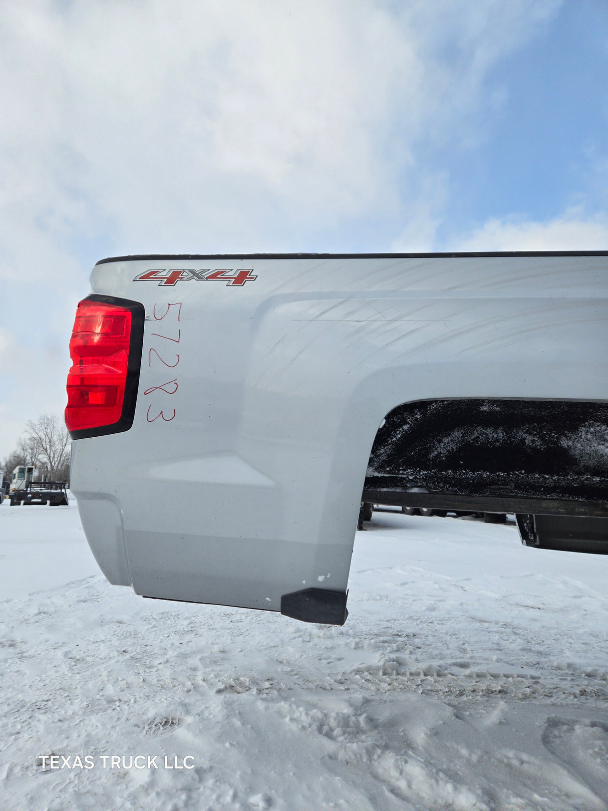 2014-2019 Chevrolet Silverado 1500 2500 3500 HD 8' Long Truck Bed - Silver