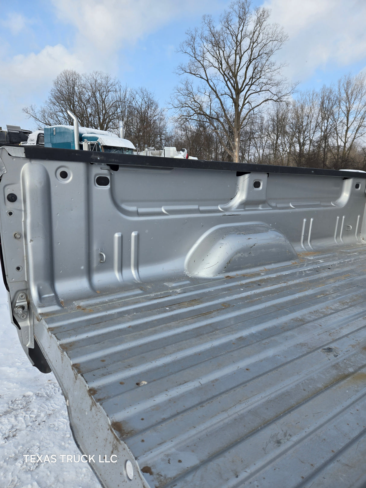 2014-2019 Chevrolet Silverado 1500 2500 3500 HD 8' Long Truck Bed - Silver
