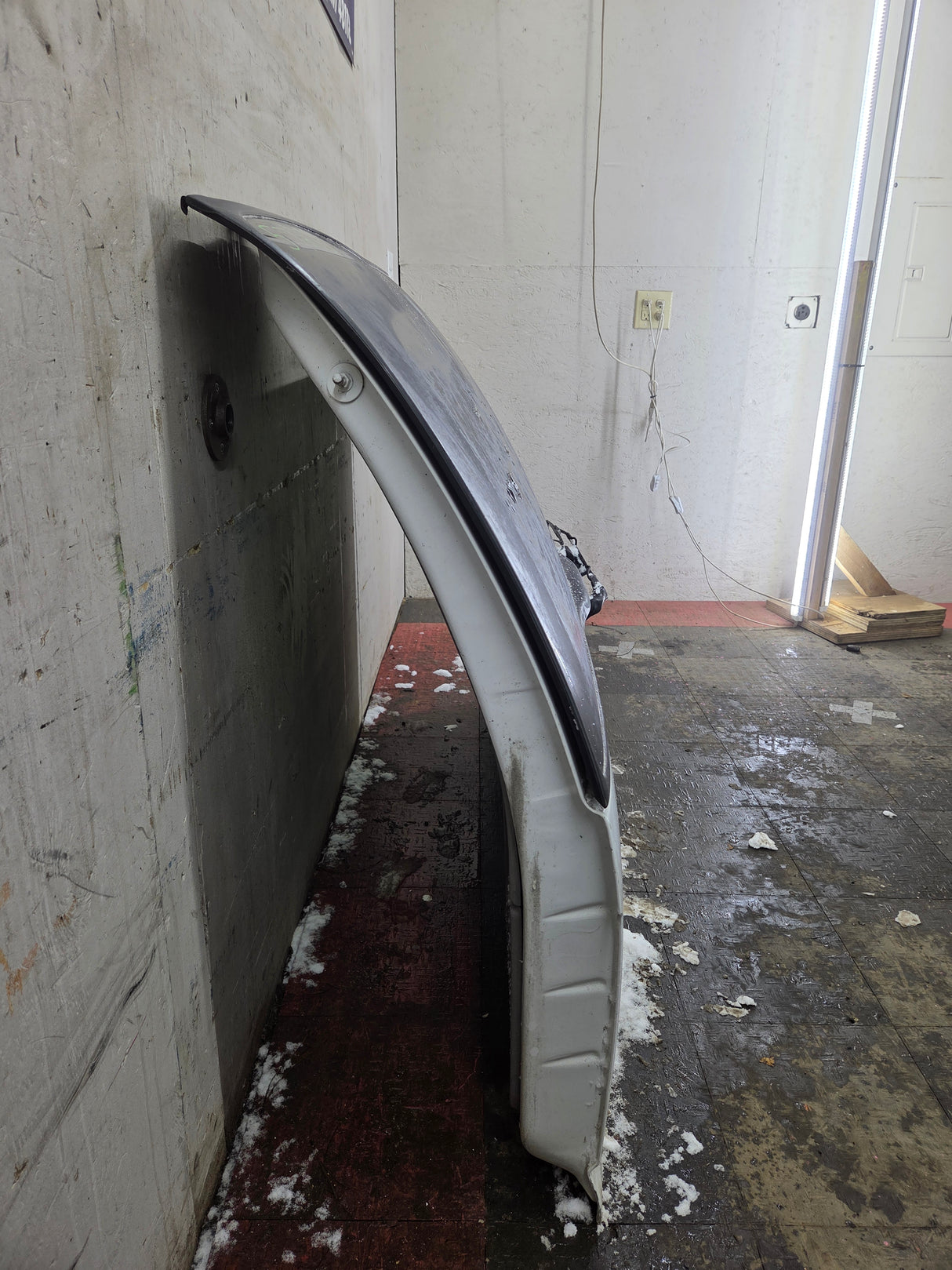 2001-2005 Chevrolet Suburban Tahoe 1500 Rear Hatch Trunk Lid