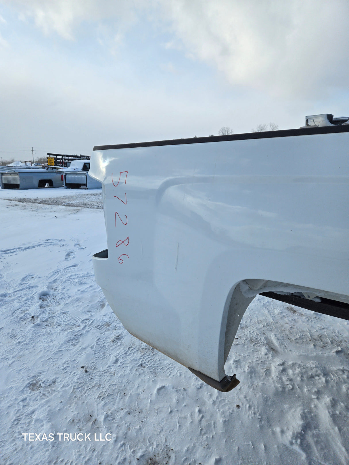 2014-2019 Chevrolet Silverado 1500 2500 3500 HD 8' Long Truck Bed - White