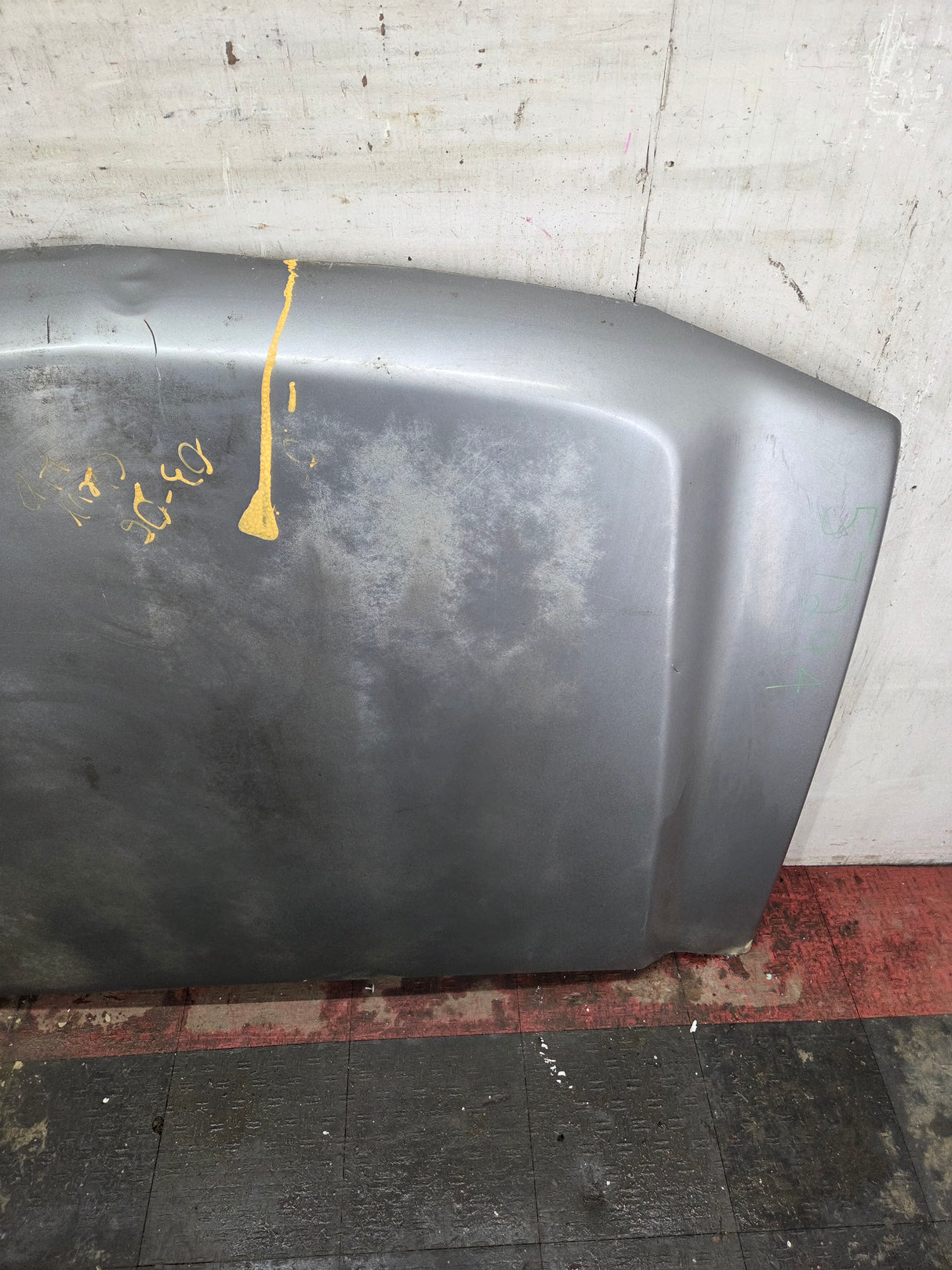 2003-2006 Chevrolet Silverado 2500 3500 Cateye HD Hood OEM