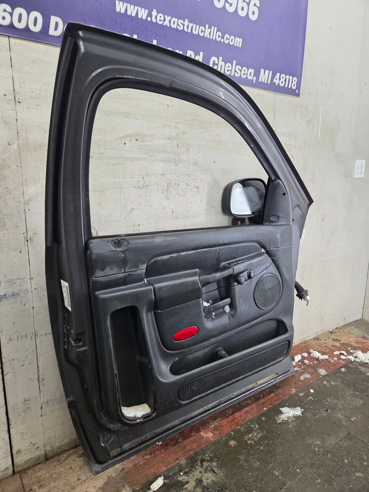 2003-2008 Dodge Ram 3rd Gen Driver Front Regular Cab Door 1500 2500 3500 4500 5500