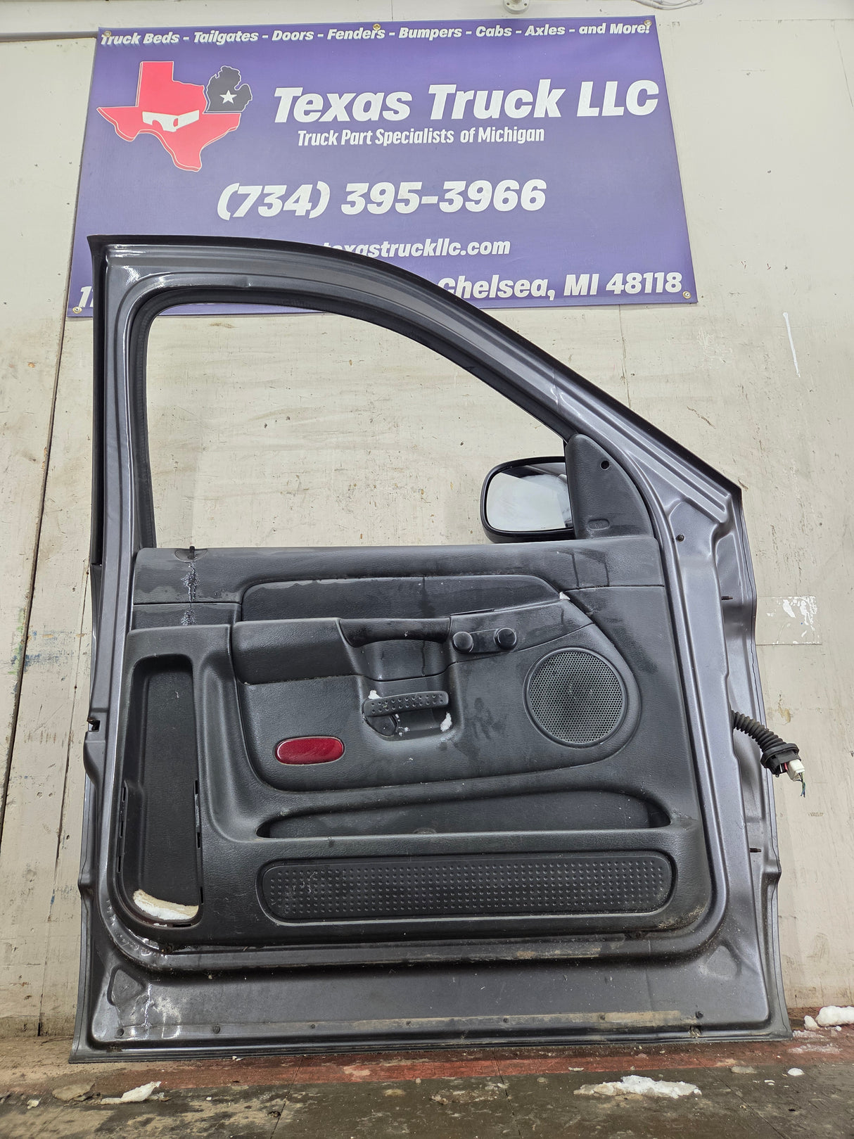 2003-2008 Dodge Ram 3rd Gen Driver Front Regular Cab Door 1500 2500 3500 4500 5500