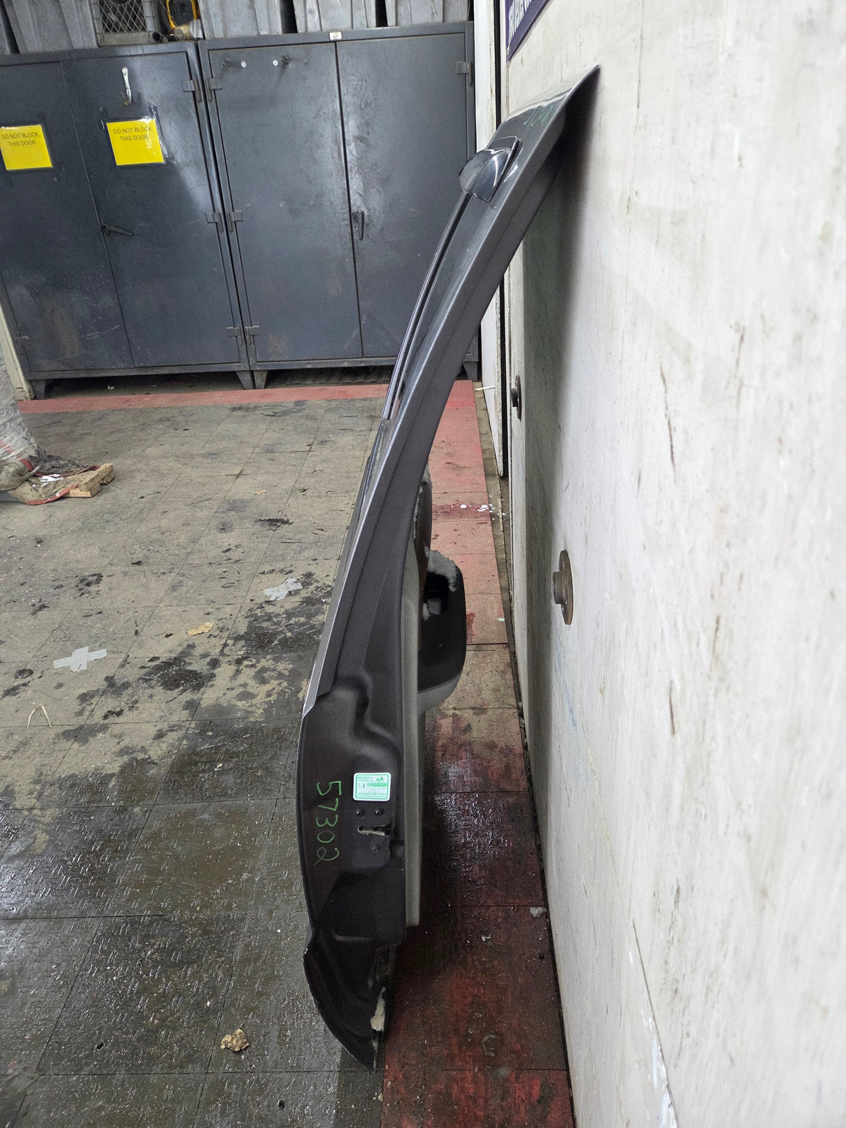 1999-2016 Ford Super Duty Driver Rear Door LH Crew Cab F250 F350 F450 F550