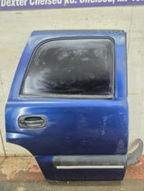 2001-2006 Chevrolet Tahoe / GMC Yukon 1500 2500HD Rear Passenger side rear door RH