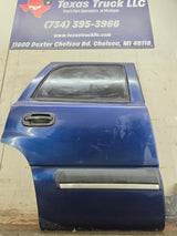 2001-2006 Chevrolet Tahoe / GMC Yukon 1500 2500HD Rear Passenger side rear door RH