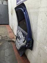 2001-2006 Chevrolet Tahoe / GMC Yukon 1500 2500HD Rear Passenger side rear door RH