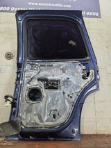 2001-2006 Chevrolet Tahoe / GMC Yukon 1500 2500HD Rear Passenger side rear door RH