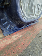 2001-2006 Chevrolet Tahoe / GMC Yukon 1500 2500HD Rear Passenger side rear door RH