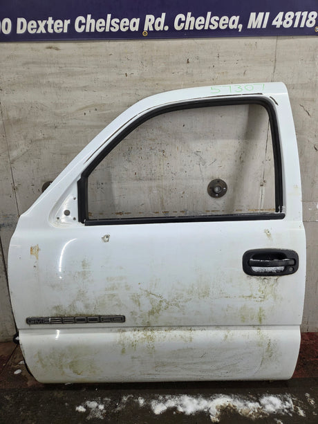 1999-2006 Chevrolet Silverado / GMC Sierra 1500 2500 3500 HD Front Driver Side Door LH