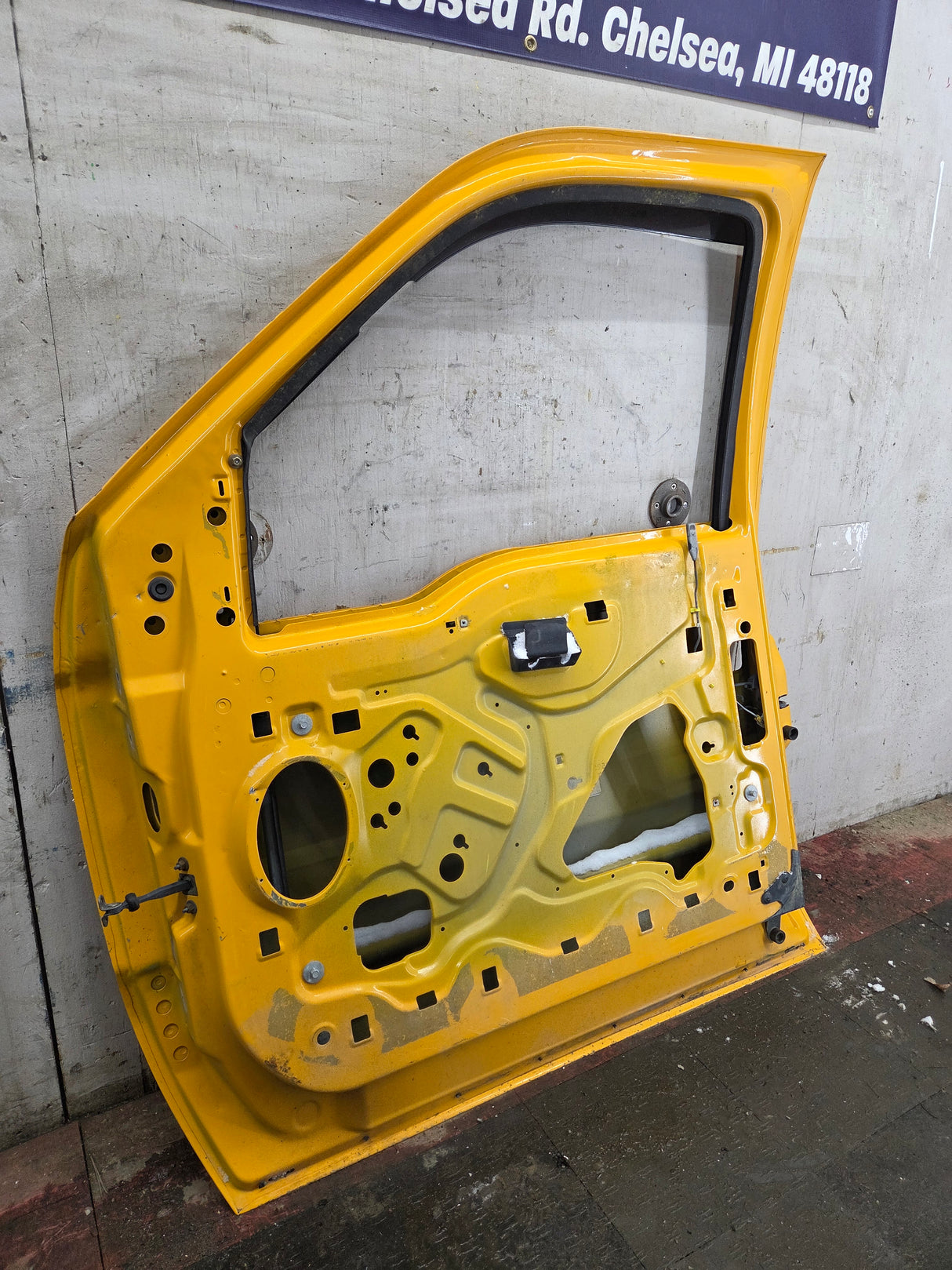 1999-2011 Ford Super Duty / Excursion Front Passenger RH Door F250 F350 F450 F550
