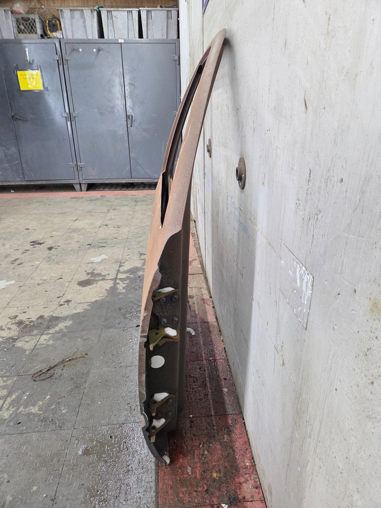 1988-2000 Chevrolet Silverado Suburban GMC Sierra RH Front Passenger Door