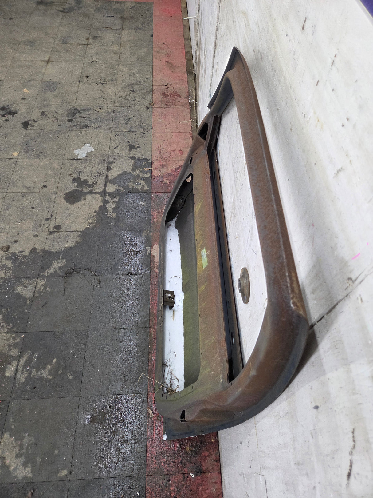 1988-2000 Chevrolet Silverado Suburban GMC Sierra RH Front Passenger Door