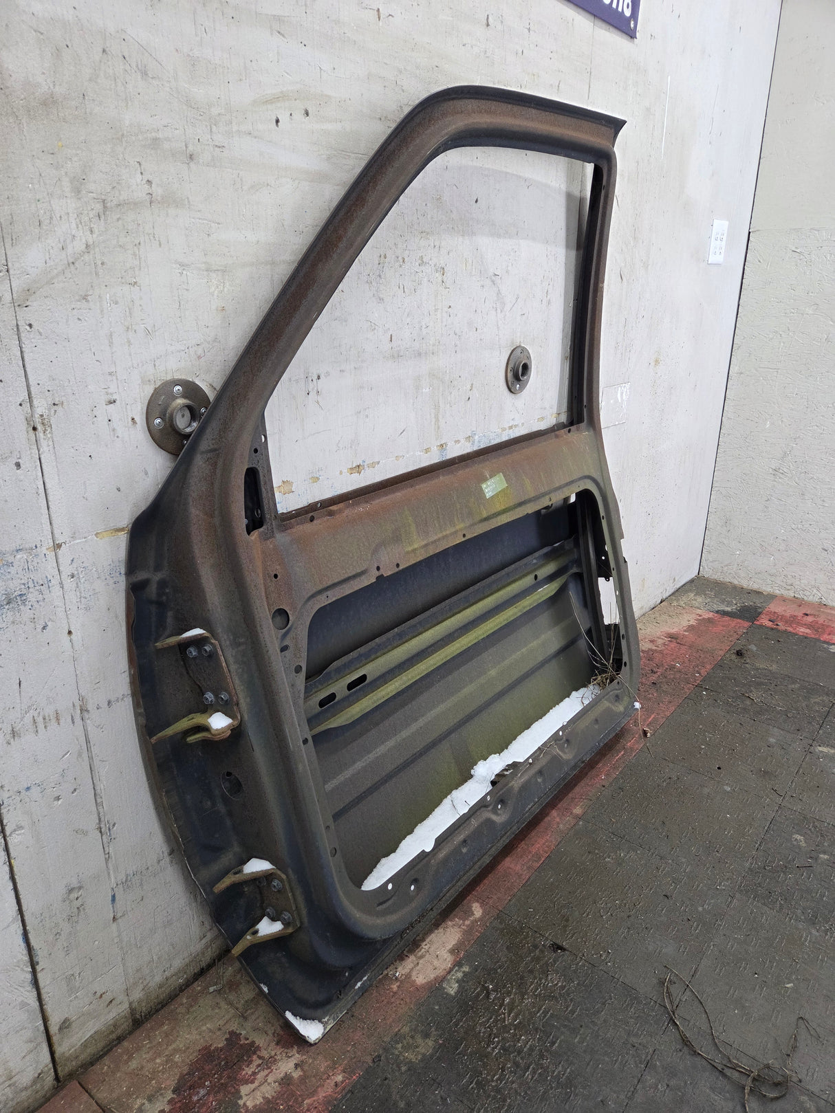 1988-2000 Chevrolet Silverado Suburban GMC Sierra RH Front Passenger Door