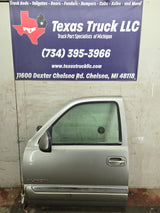 1999-2006 Chevrolet Silverado / GMC Sierra 1500 2500 3500 HD Front Driver Side Door LH