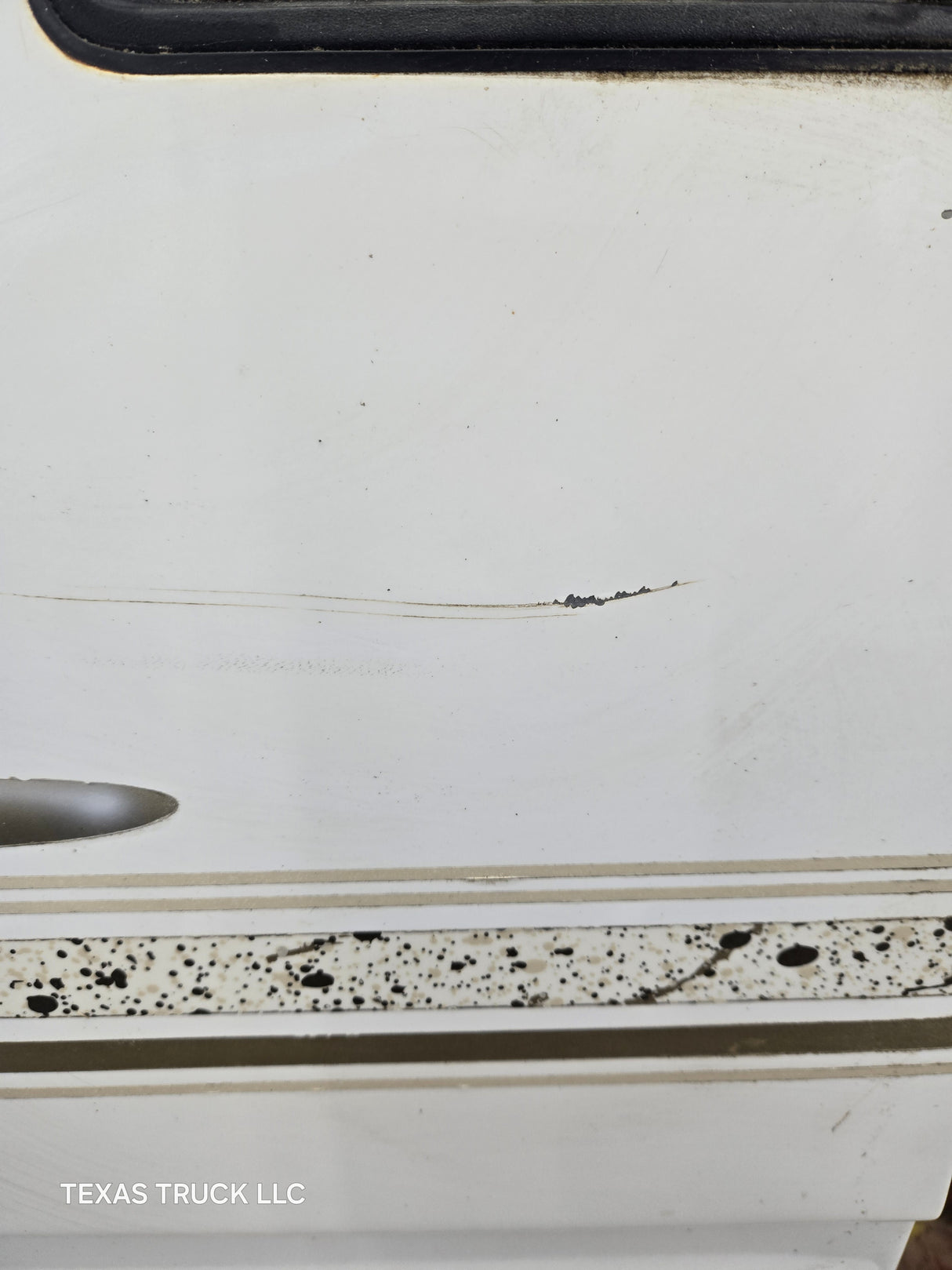 1988-2000 Chevrolet Silverado Suburban GMC Sierra LH Front Driver Door - White