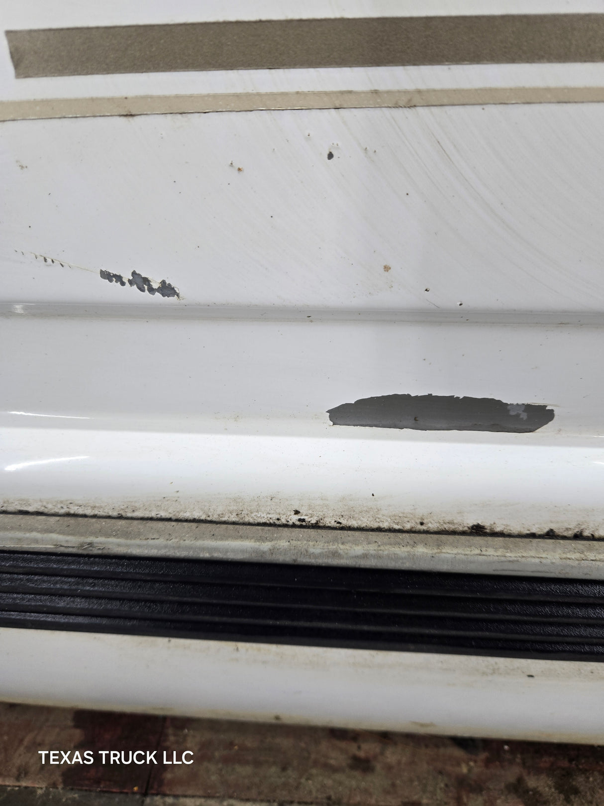 1988-2000 Chevrolet Silverado Suburban GMC Sierra LH Front Driver Door - White