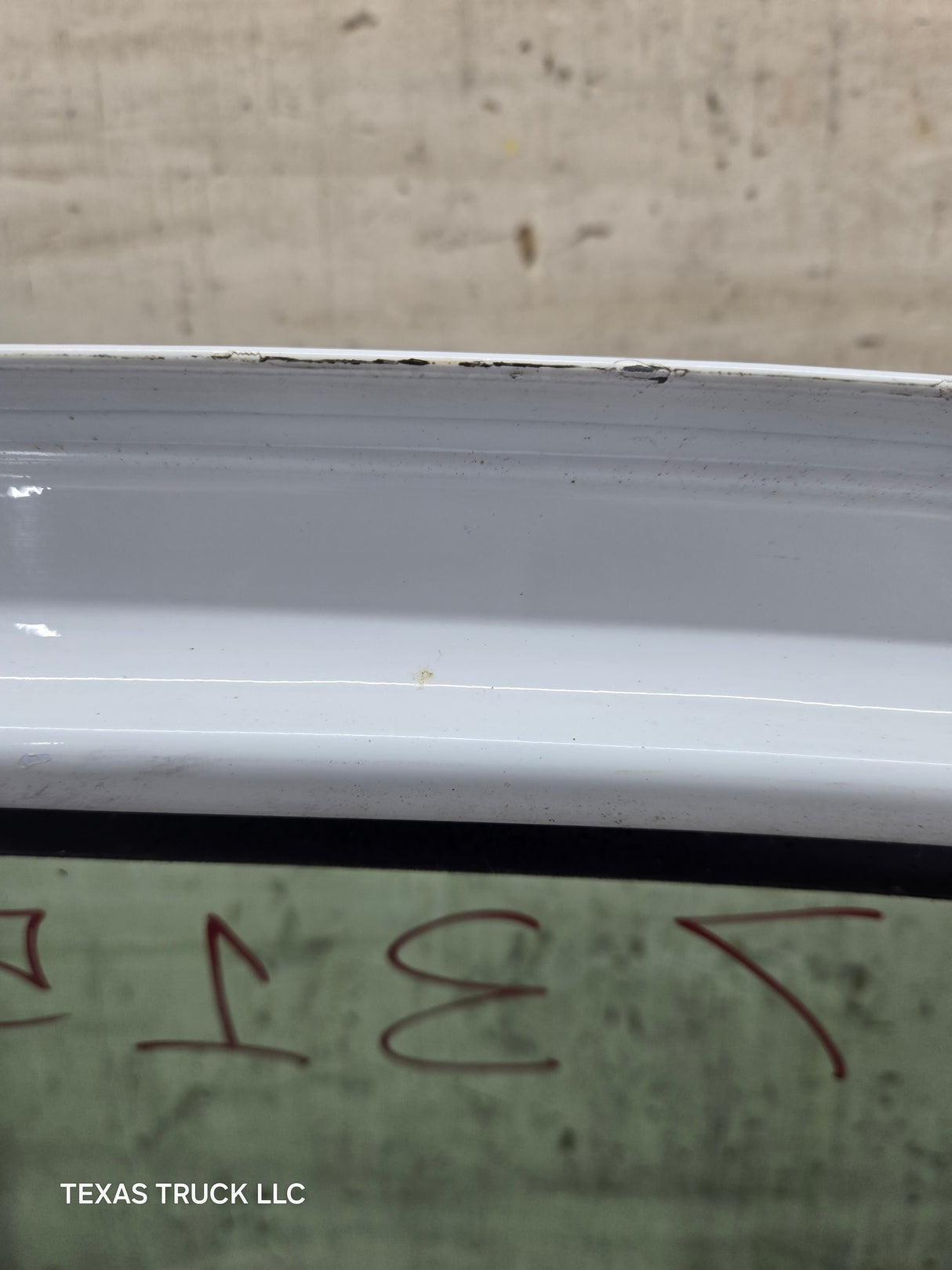 1988-2000 Chevrolet Silverado Suburban GMC Sierra LH Front Driver Door - White