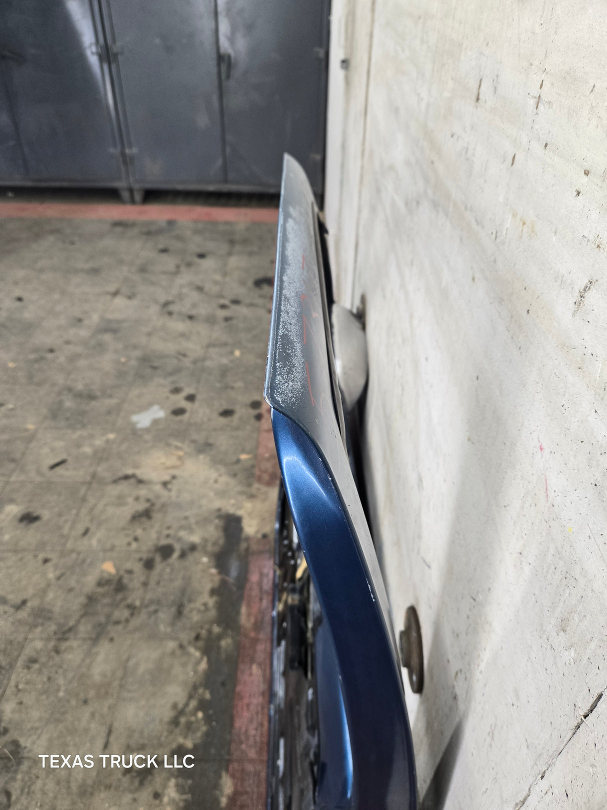 1988-2000 Chevrolet Silverado Suburban GMC Sierra RH Front Passenger Door - Blue