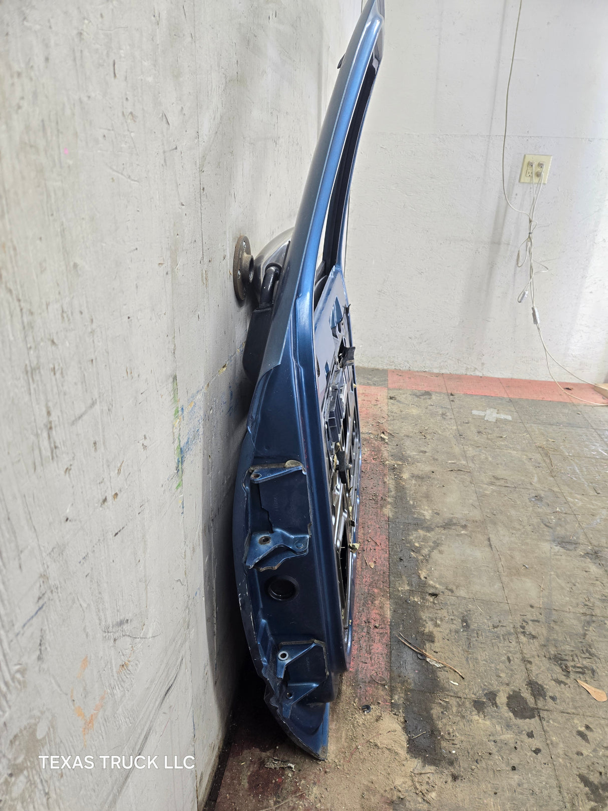 1988-2000 Chevrolet Silverado Suburban GMC Sierra RH Front Passenger Door - Blue