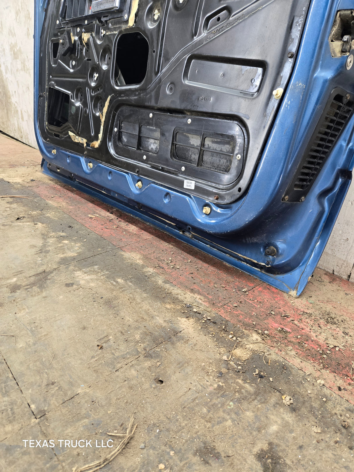 1988-2000 Chevrolet Silverado Suburban GMC Sierra RH Front Passenger Door - Blue