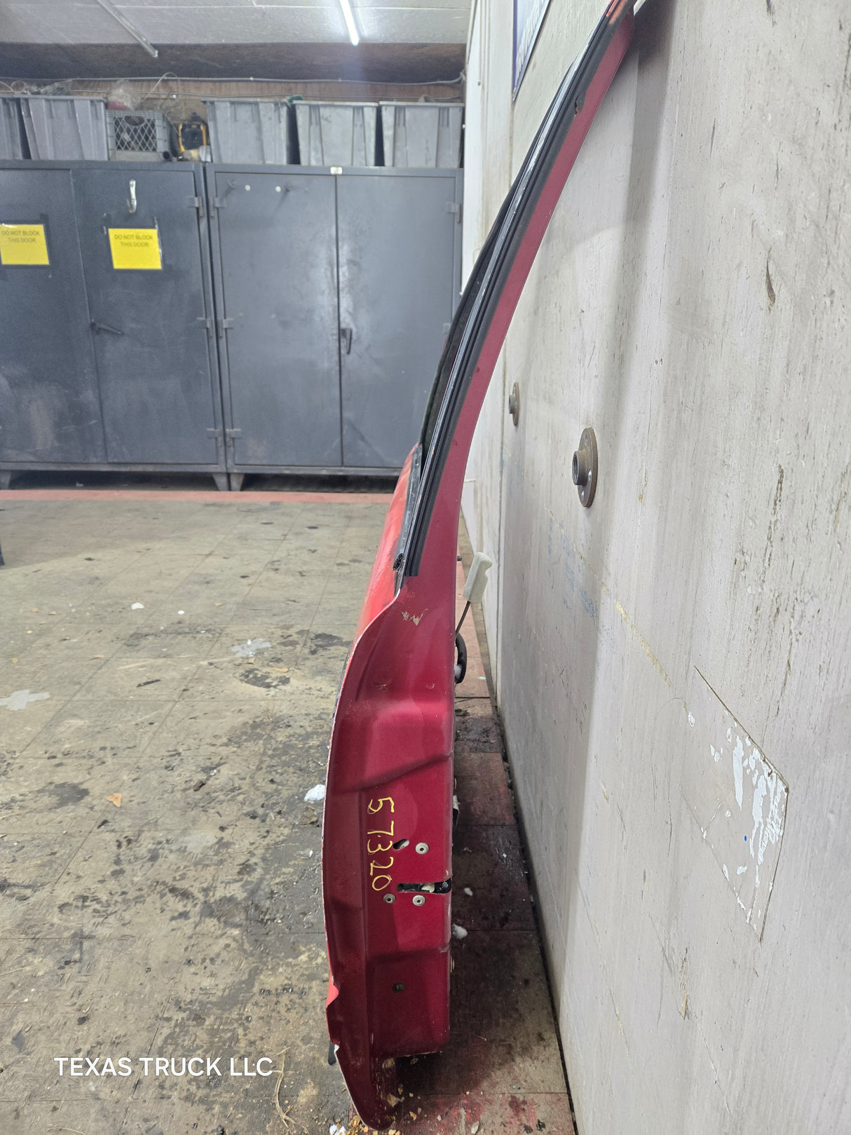 1994-2002 Dodge Ram 2nd Gen LH Driver Side Front Door Regular Cab / 2 Door Ext Cab 1500 2500 3500 ROUND CORNER