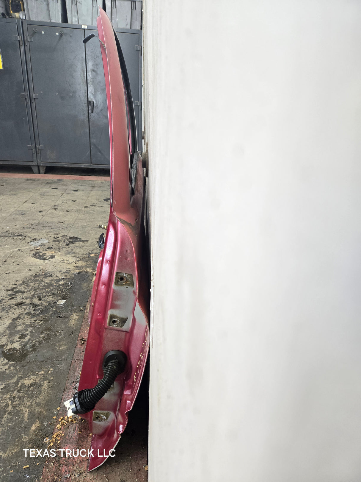 1994-2002 Dodge Ram 2nd Gen LH Driver Side Front Door Regular Cab / 2 Door Ext Cab 1500 2500 3500 ROUND CORNER