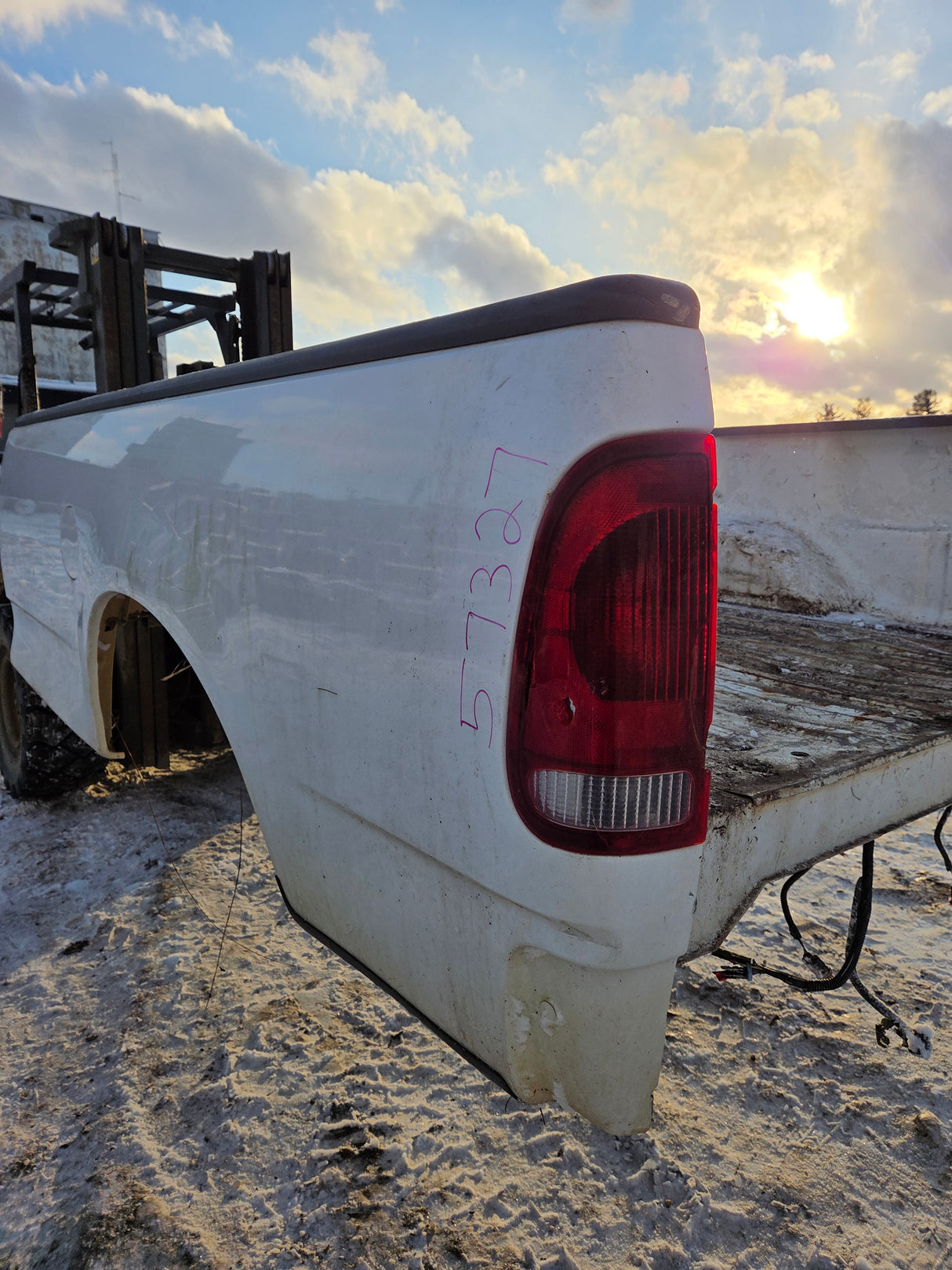 1997-2003 Ford F150 8' Long Bed - White