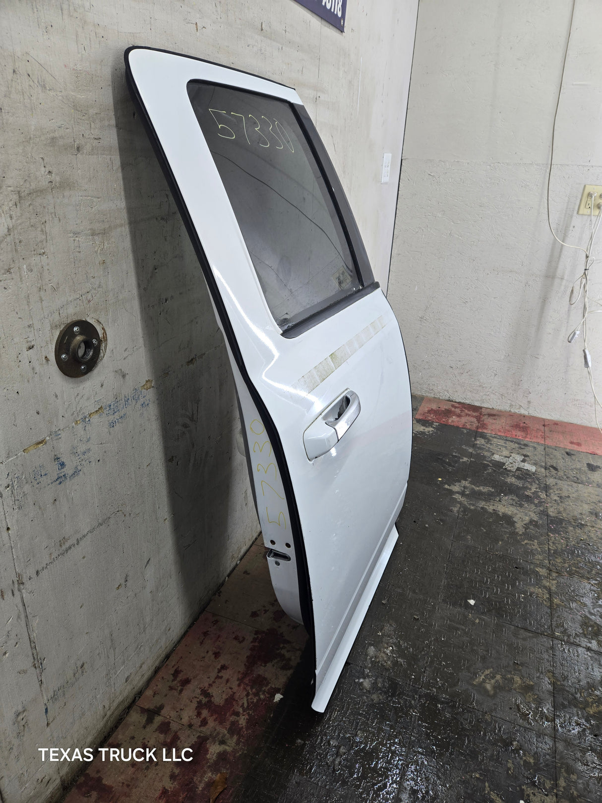 2009-2018 Dodge Ram 4th Gen Passenger Side Rear Quad Cab Door 1500 2500 3500 4500 5500 - White