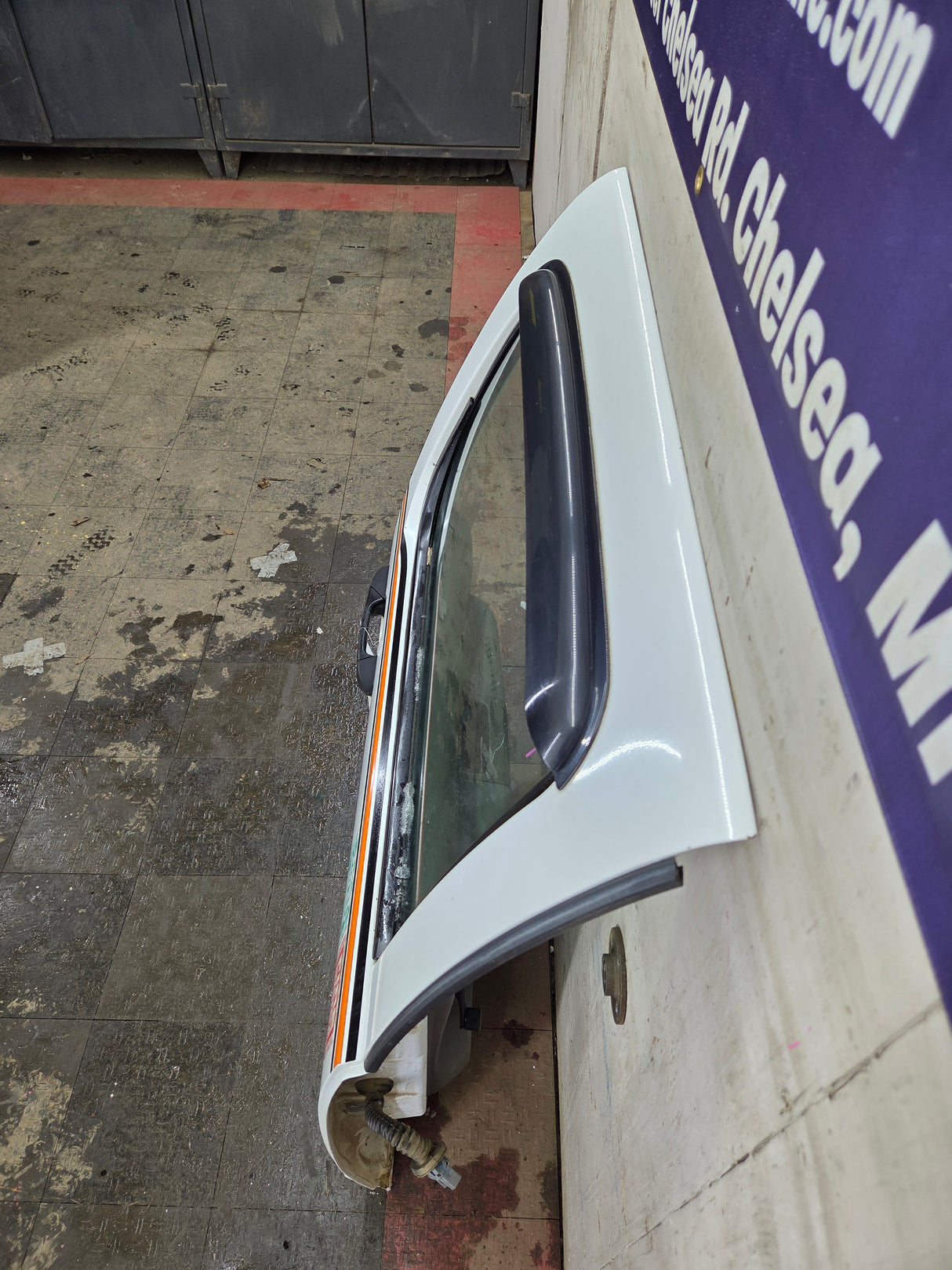 2007-2013 Chevrolet Silverado / GMC Sierra 1500 2500 3500 HD Crew Cab RH Passenger Rear Door