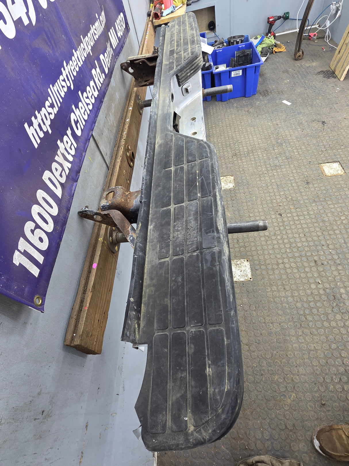 1988-1998 Chevrolet / GMC 1500 2500 3500 Rear Bumper