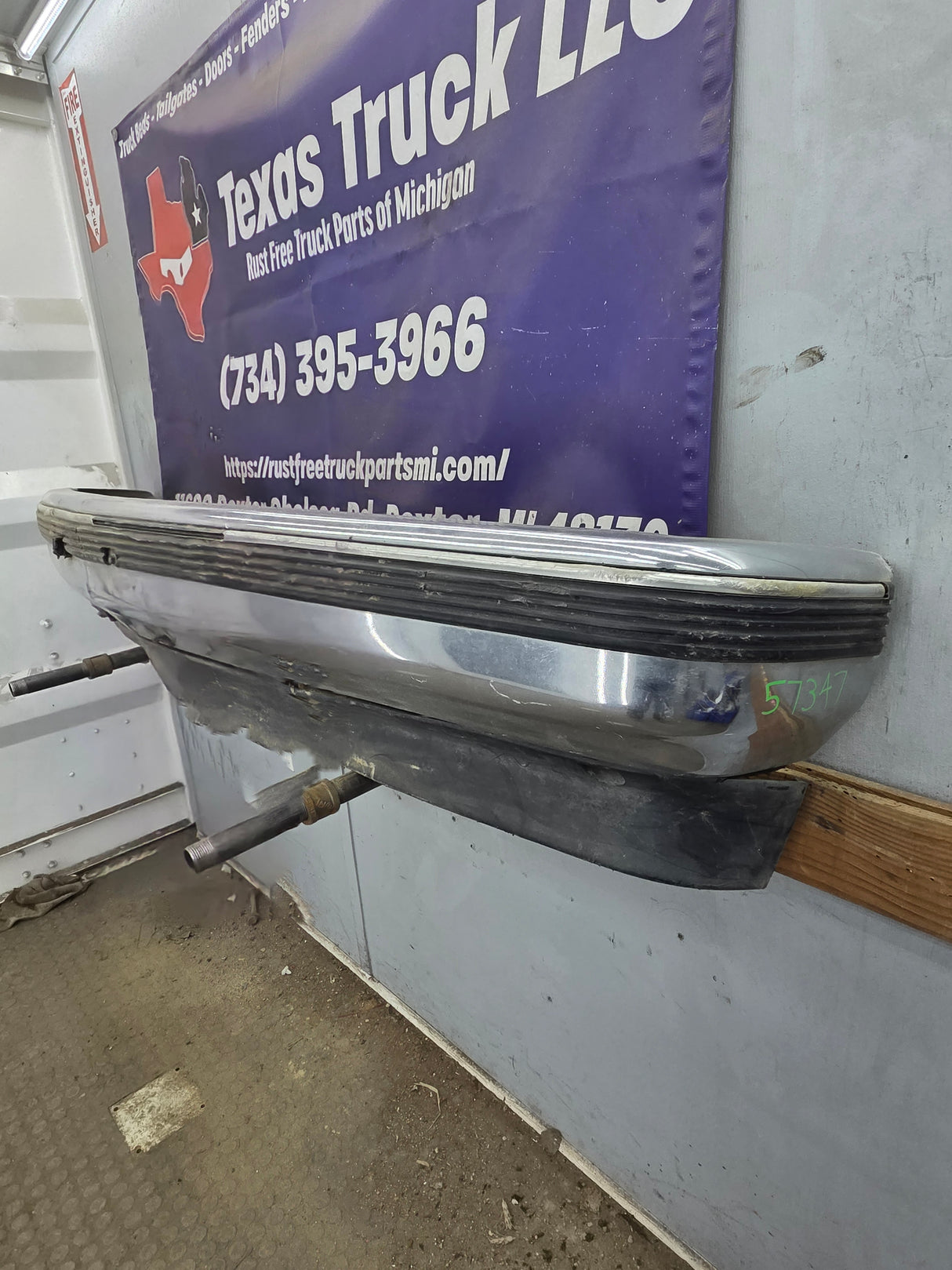 1988-1998 Chevrolet / GMC 1500 2500 3500 Front Bumper