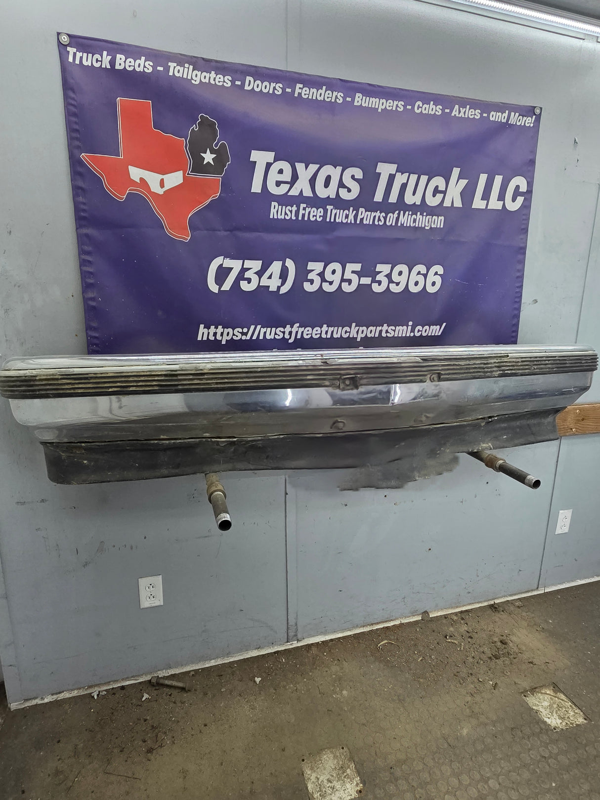 1988-1998 Chevrolet / GMC 1500 2500 3500 Front Bumper
