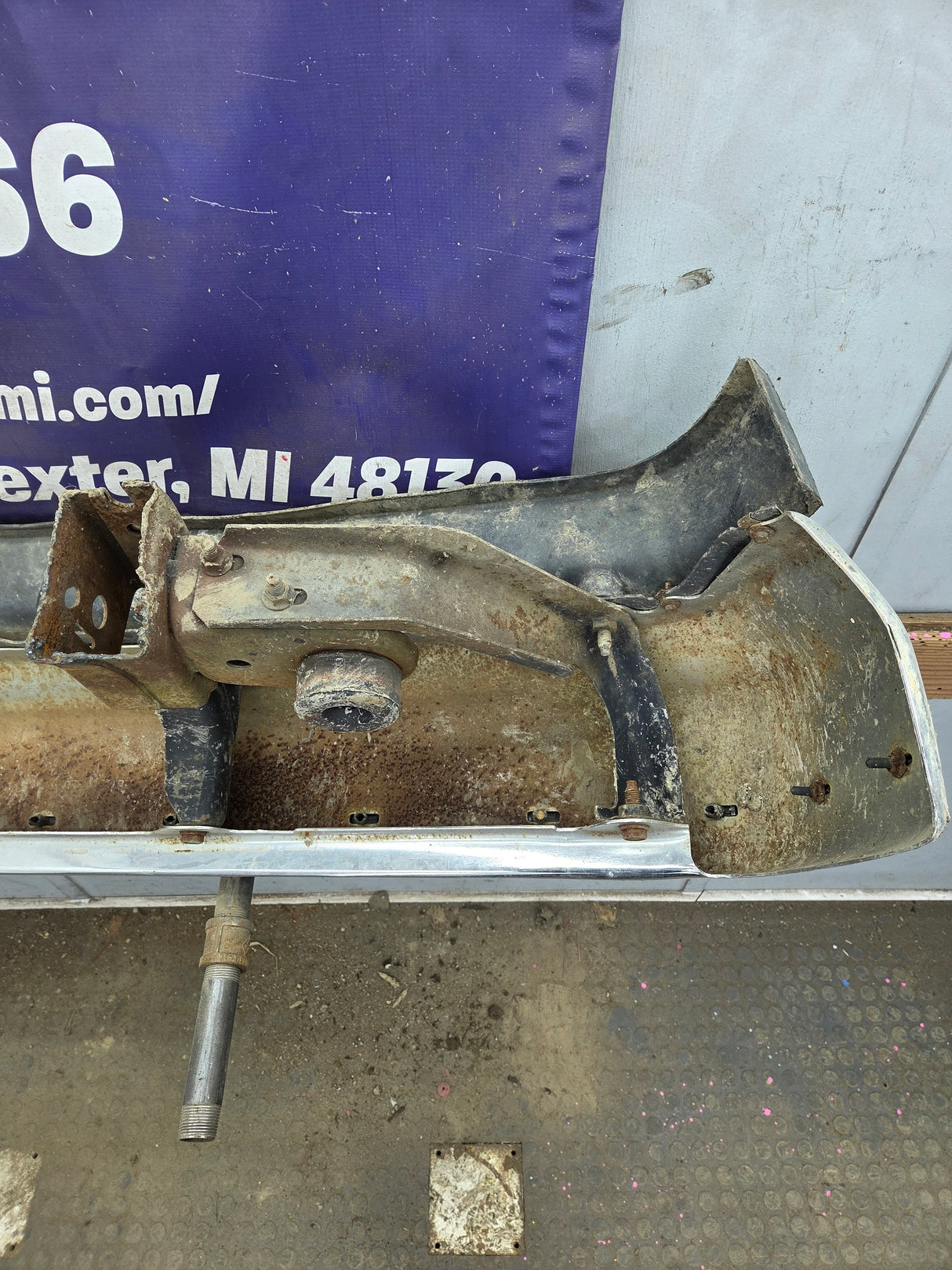 1988-1998 Chevrolet / GMC 1500 2500 3500 Front Bumper