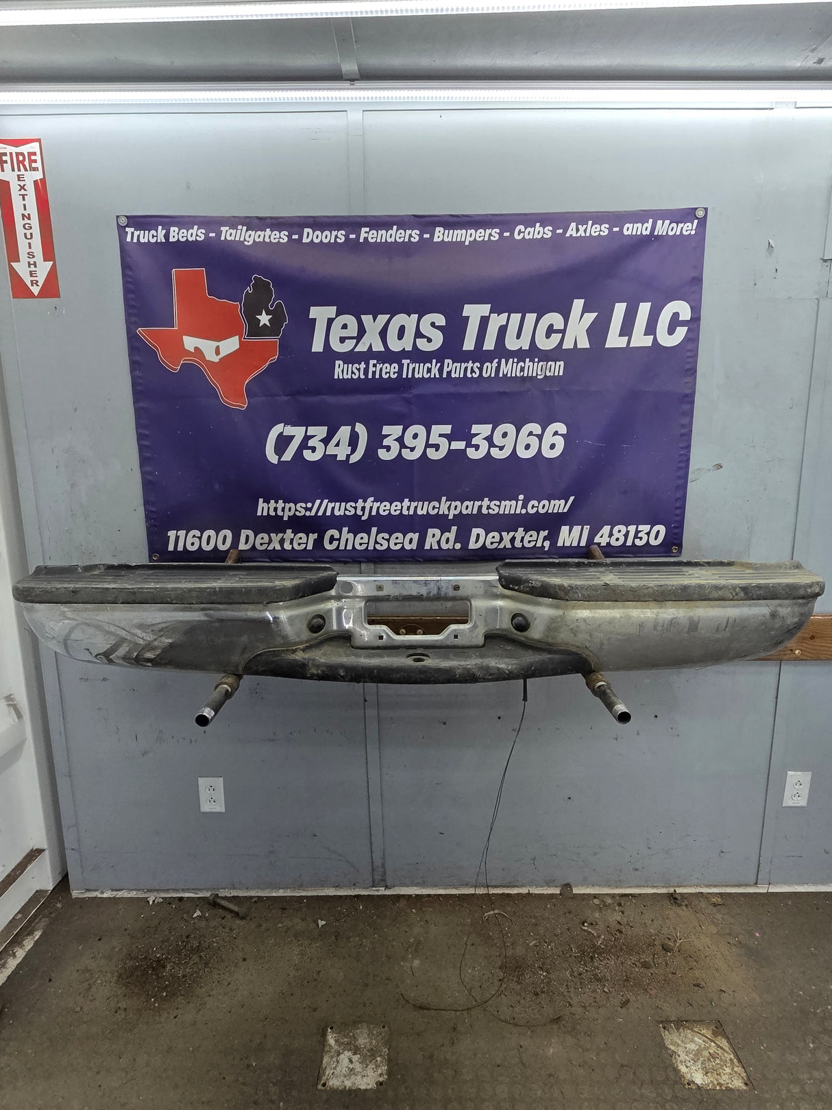 1999-2007 Ford Super Duty F250 F350 F450 F550 Rear Bumper