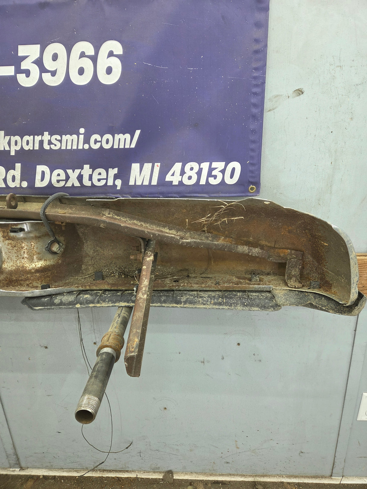 1999-2007 Ford Super Duty F250 F350 F450 F550 Rear Bumper