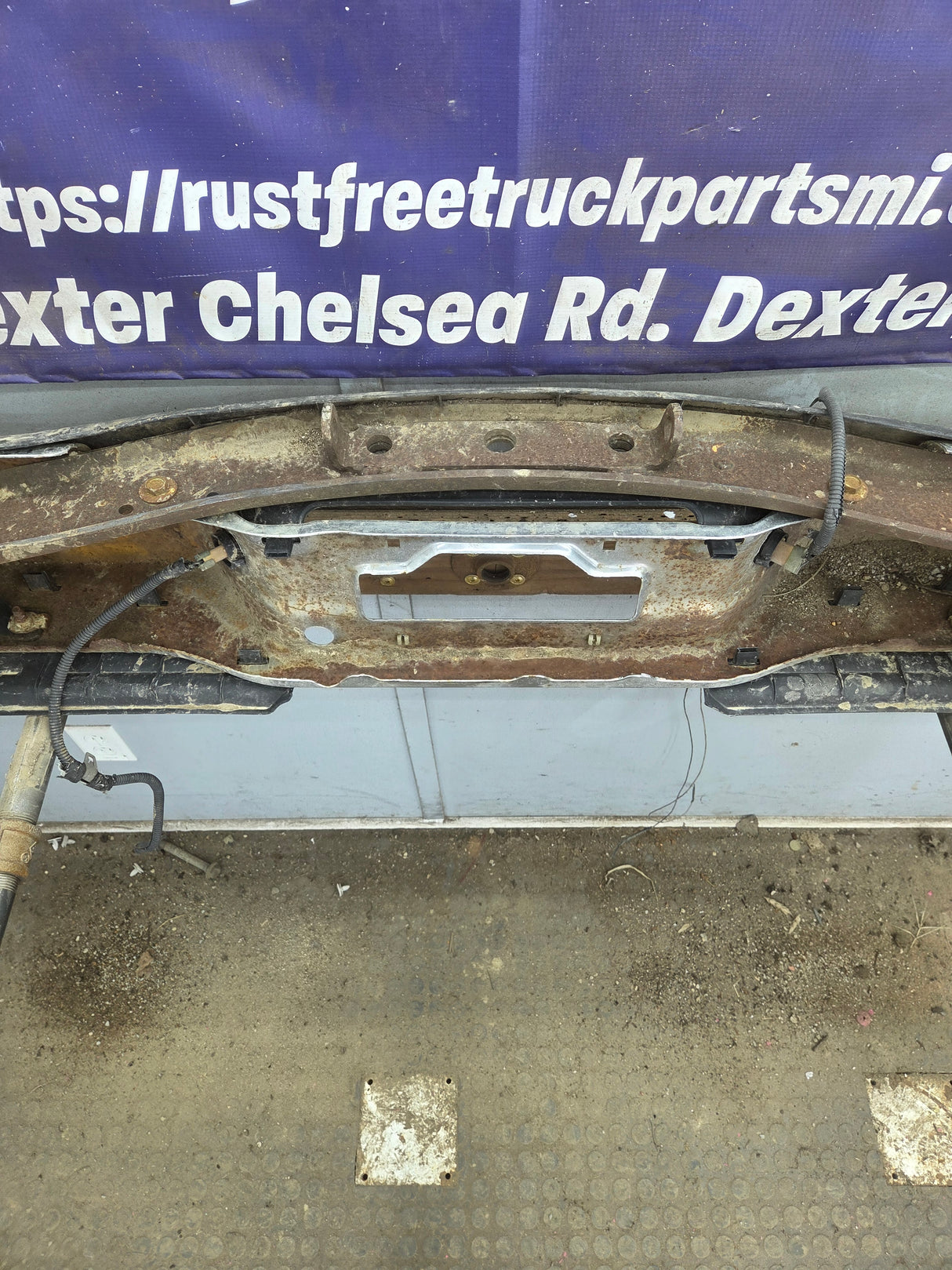1999-2007 Ford Super Duty F250 F350 F450 F550 Rear Bumper