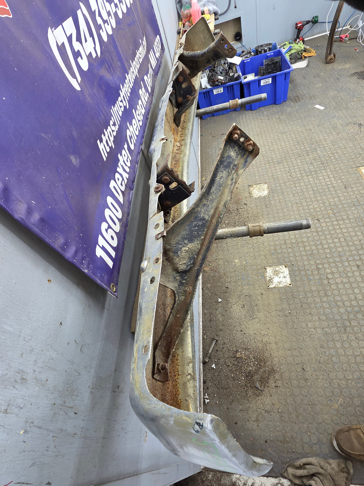 1983-1991 Chevrolet Silverado / GMC Sierra Square Body Front Bumper W/O Impact Strip