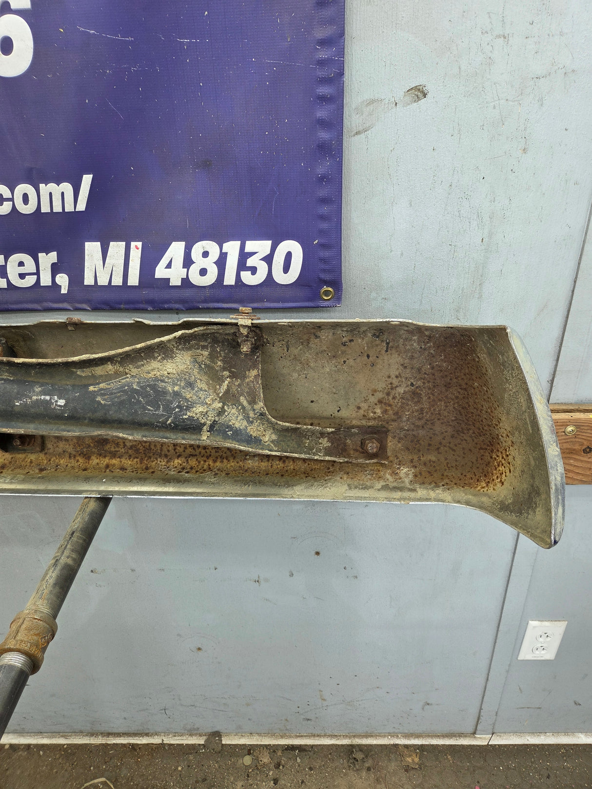 1983-1991 Chevrolet Silverado / GMC Sierra Square Body Front Bumper W/O Impact Strip