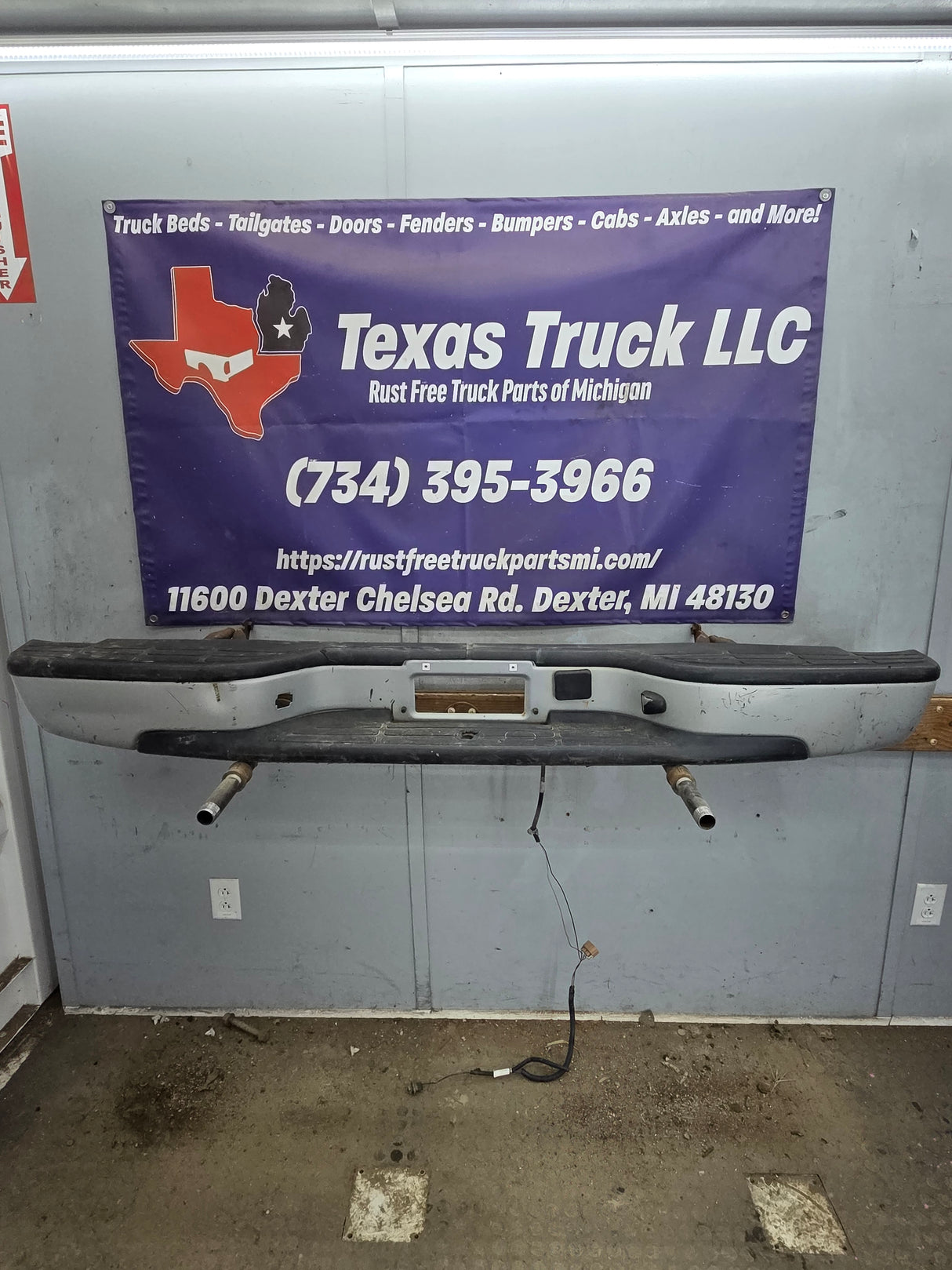 1999-2007 Chevrolet Silverado / GMC Sierra 1500 Rear Bumper